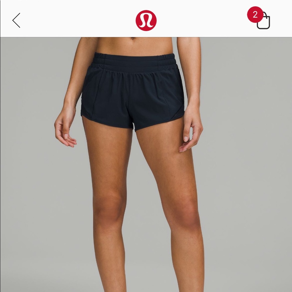 Lululemon 2.5 hotty hot short